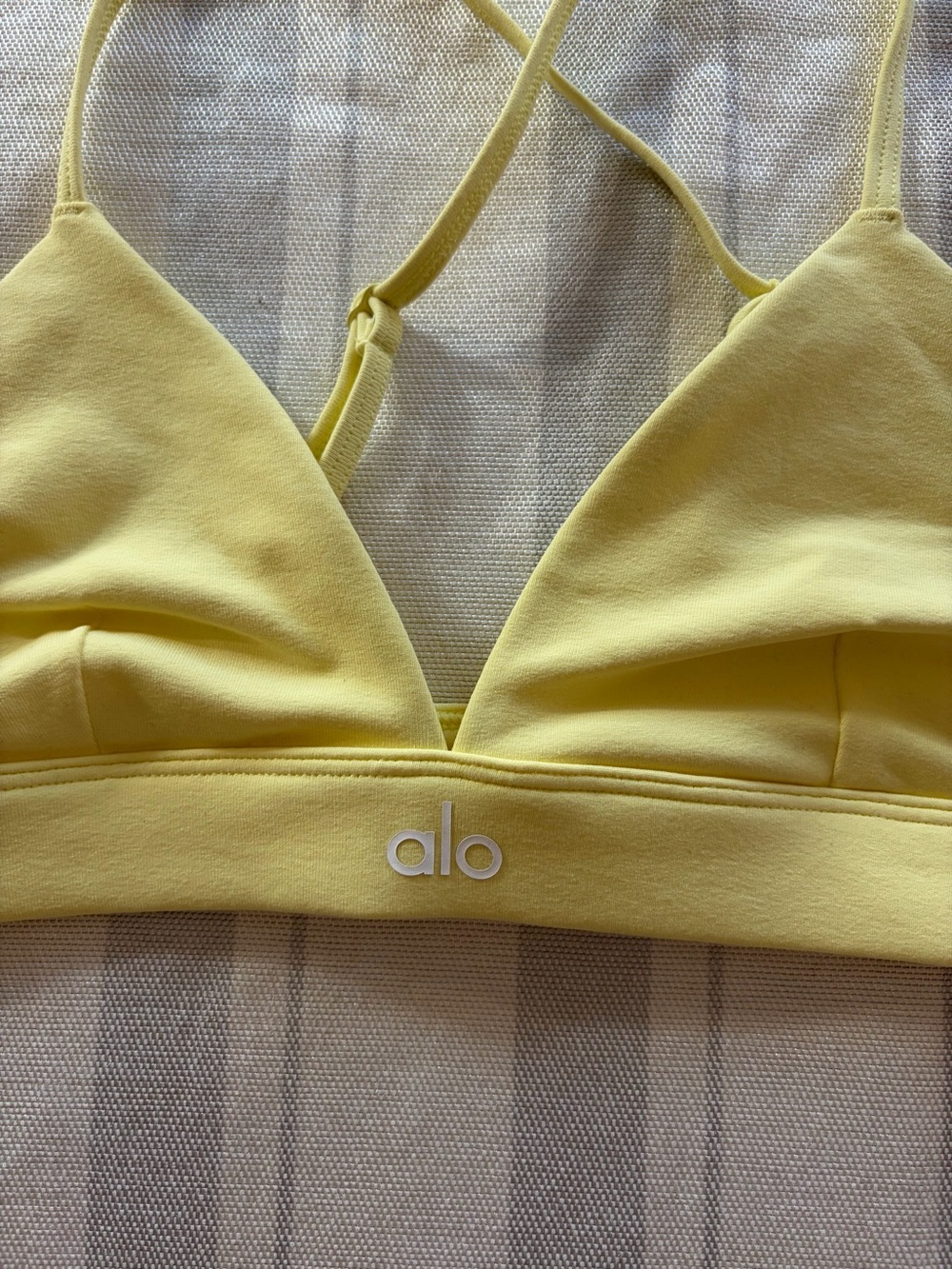 Alo Yoga Splendor Bra - Picture 3 of 4